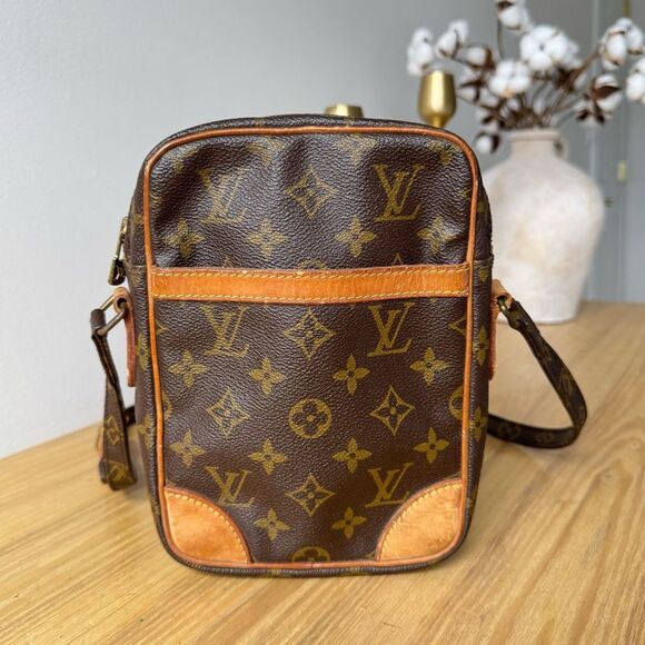 Louis Vuitton Handbags - ✅AUTHENTIC✅ LOUIS VUITTON DANUBE